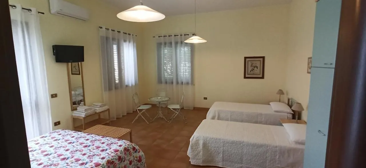 B&B Casa Piras Iun3880 Barumini 0*,  Italy